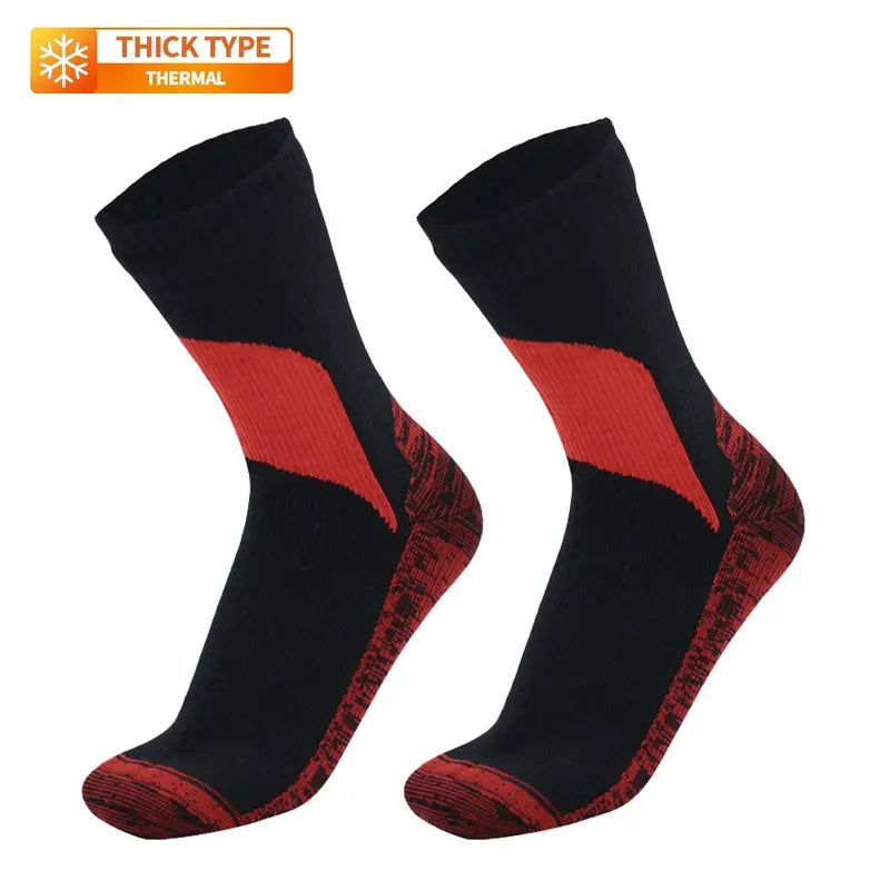 Isunie Three-Layer Outdoor Socks — Two Pairs - Black and Red