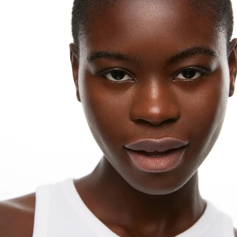 Contour Lip Liner — Two Same-Shade Pencils - original gallery 6