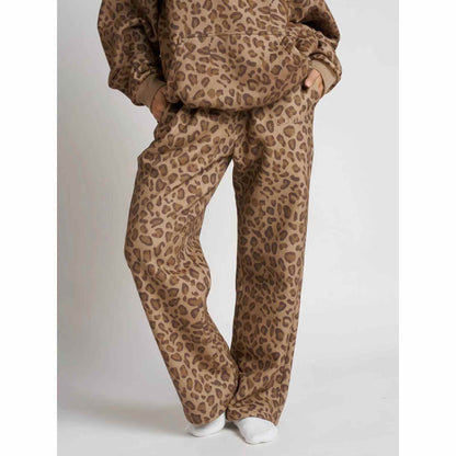 Minimalist Straight-Leg Sweatpants