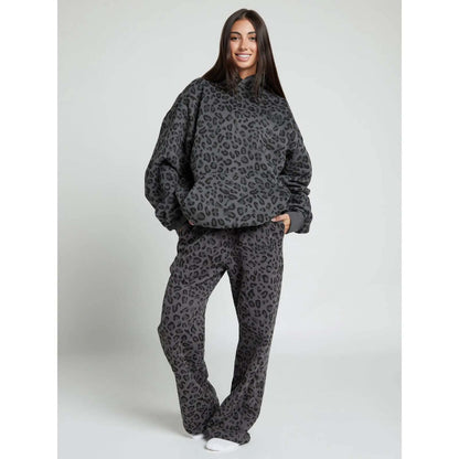 Minimalist Straight-Leg Sweatpants