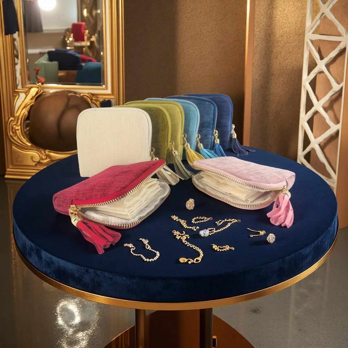 [BUY 1 GET 1 FREE] 5-Compartment Zipper Travel Jewelry Organizer