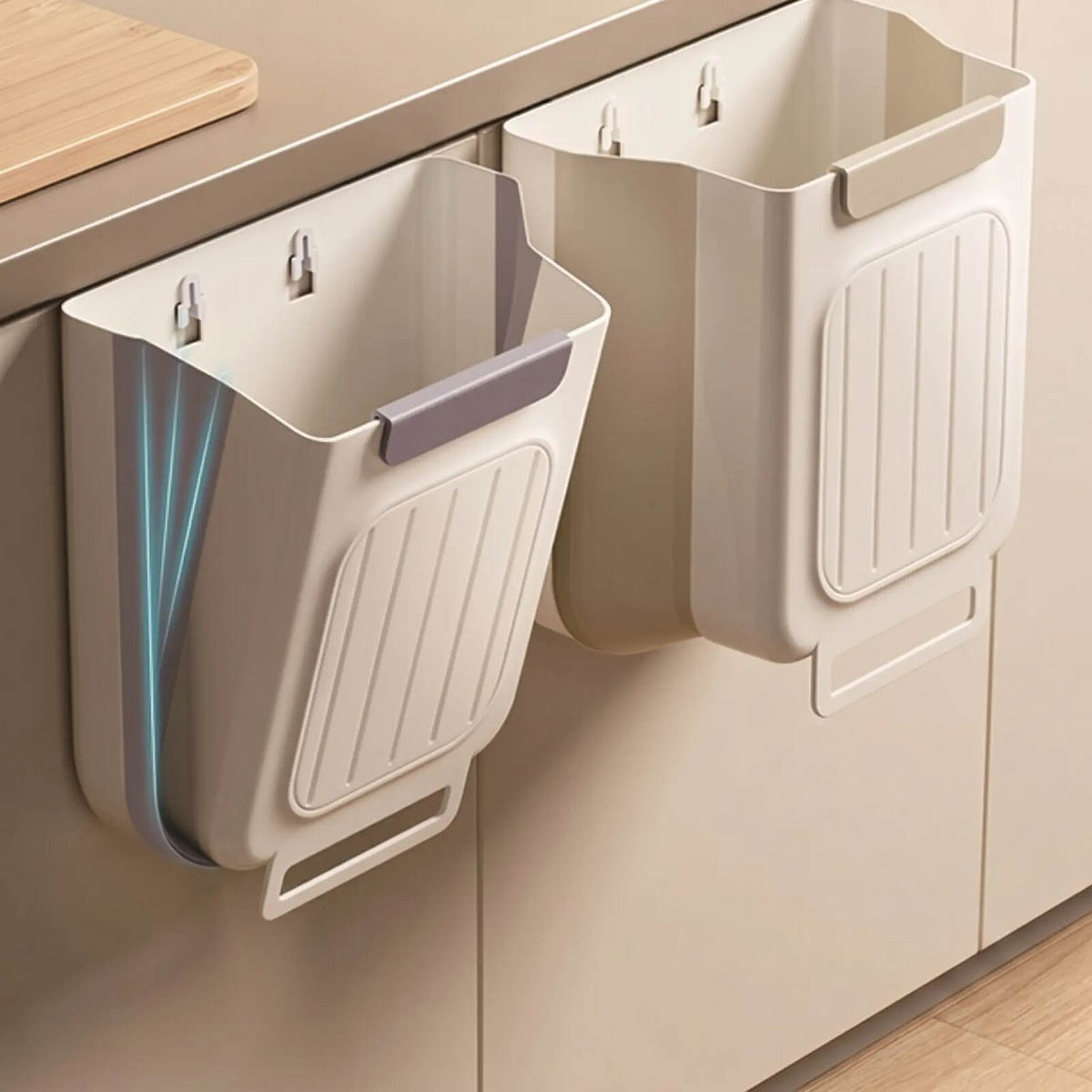 [BUY 1 GET 1 FREE] 1.6-Gallon Foldable Hanging Trash Can