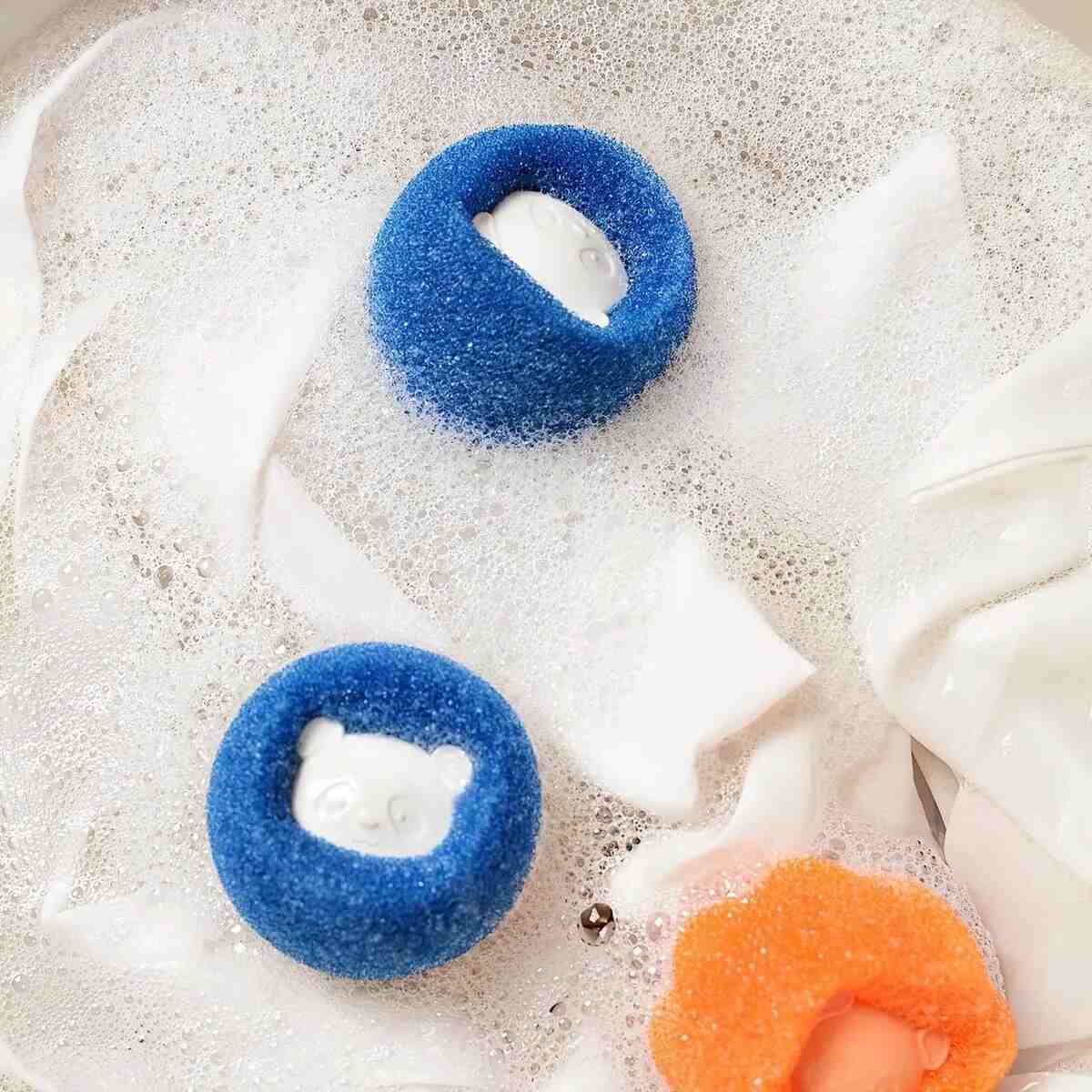 [BUY 1 GET 1 FREE] Pet Hair Remover Laundry Balls 6-Pack