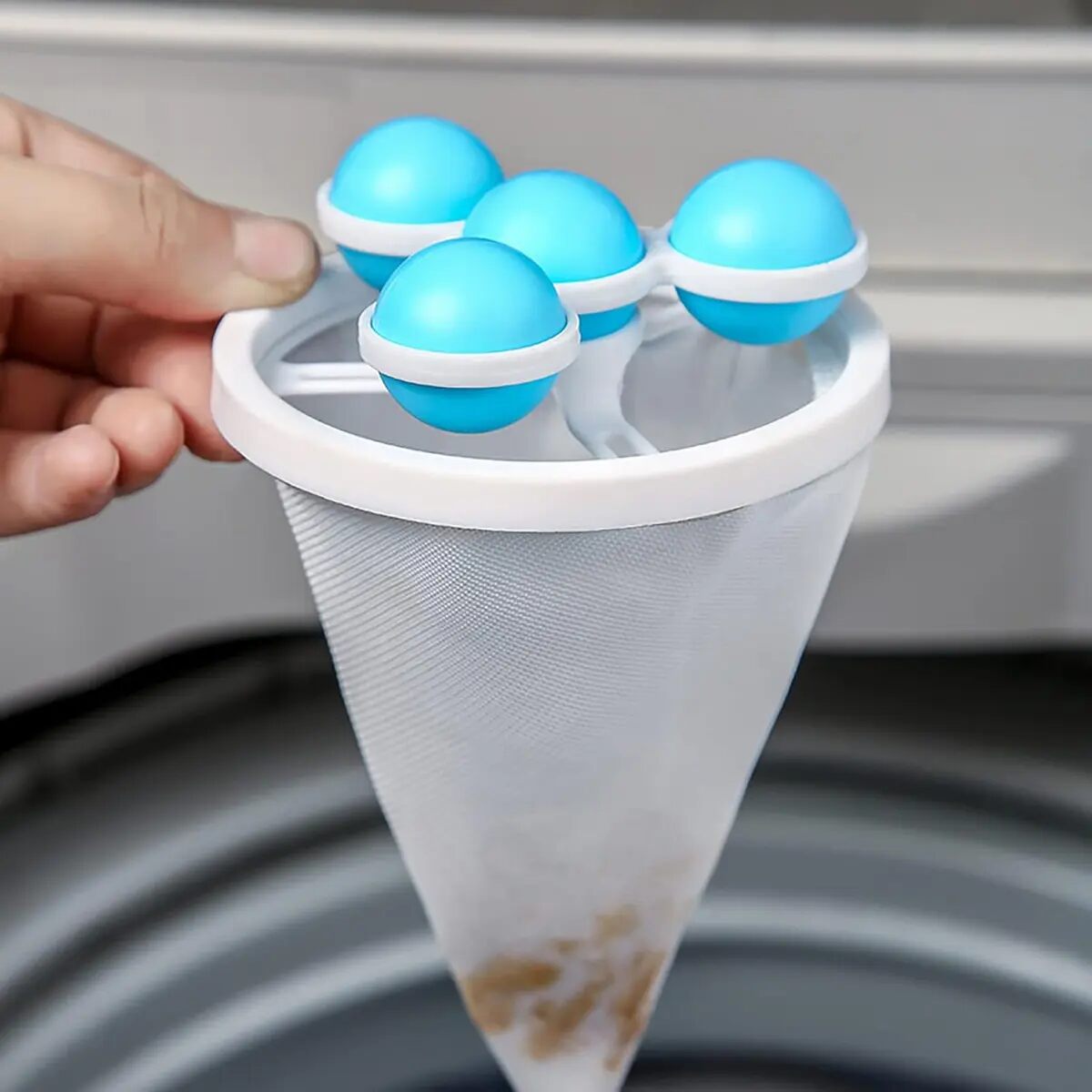 [BUY 1 GET 1 FREE] Pet Hair Catching Laundry Balls