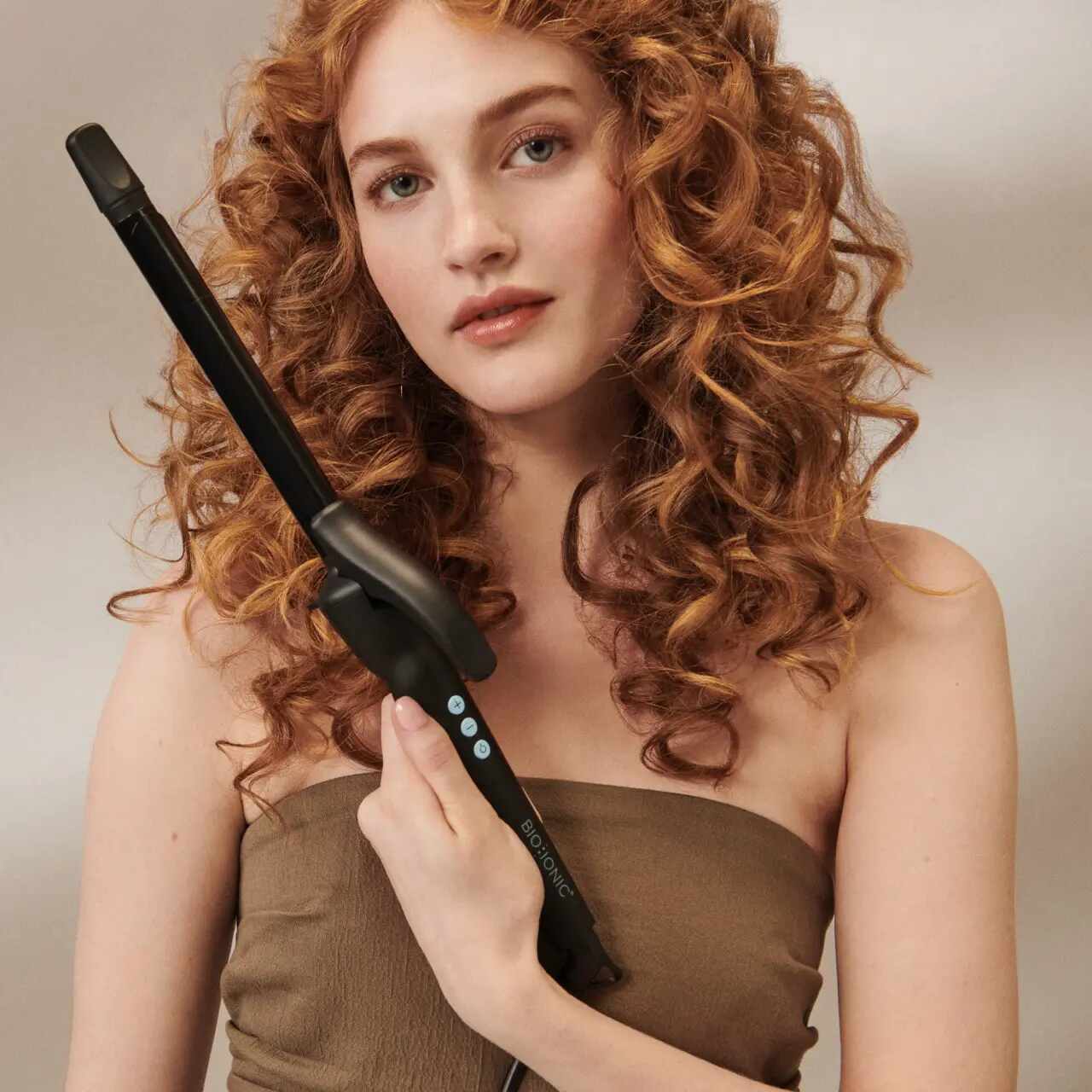 Frizz-Control Long Barrel Curling Iron