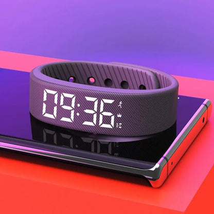 USB-Charging Fitness Band with Silent Vibration Alarm - Black original variant photo